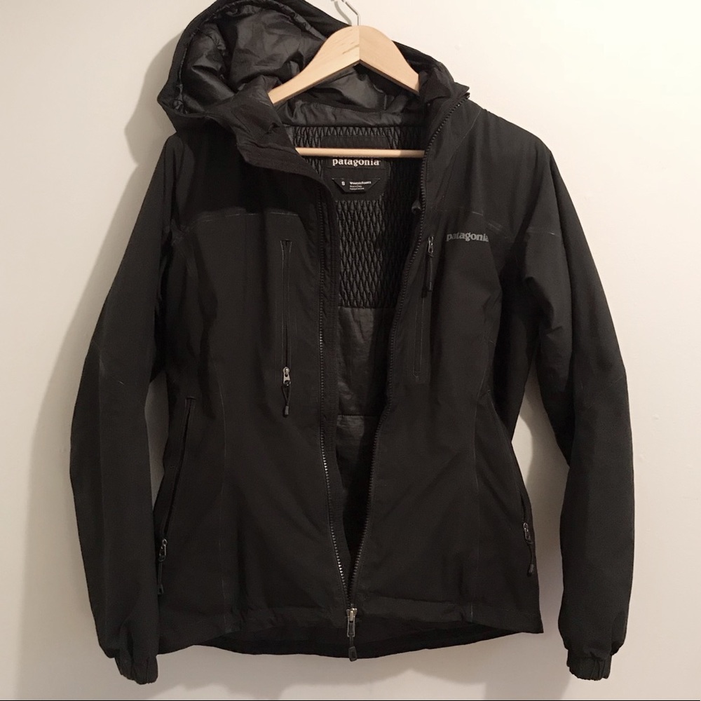 Patagonia women’s hooded winter warm coat